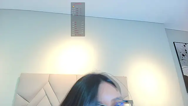 Isis Osman online show from 04/10/26, 07:29