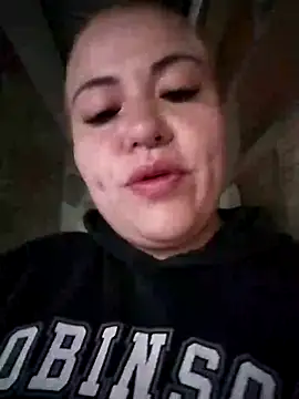 Snapshot of Bruja__Scarlata chatting on 12/21/24, 10:28 Bruja Scarlata online show from 12/21/24, 10:28