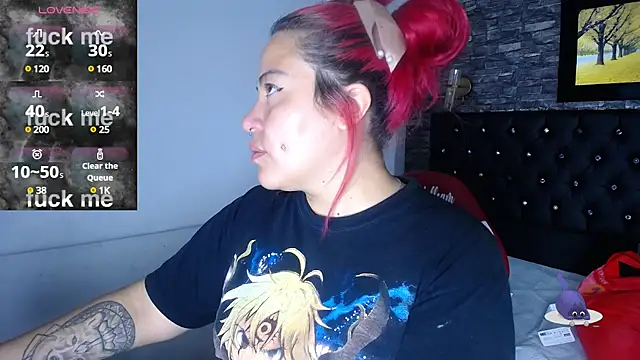 Snapshot of Bruja__Scarlata chatting on 03/17/25, 11:31 Bruja Scarlata online show from 03/17/25, 11:31