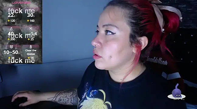 Snapshot of Bruja__Scarlata chatting on 03/17/25, 05:49 Bruja Scarlata online show from 03/17/25, 05:49