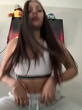 Snapshot of AnitaKariri chatting on 03/28/26, 01:11 AnitaKariri online show from 03/28/26, 01:11