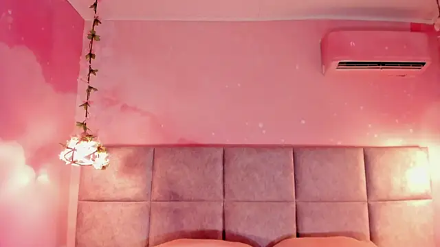 Snapshot of anastasia_jhons chatting on 11/20/25, 03:18 anastasia jhons online show from 11/20/25, 03:18