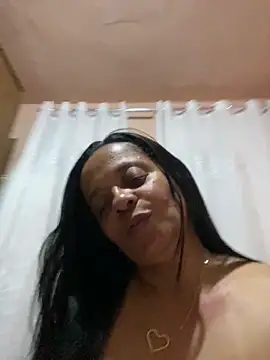 Snapshot of lomagata chatting on 05/12/26, 01:36 lomagata online show from 05/12/26, 01:36
