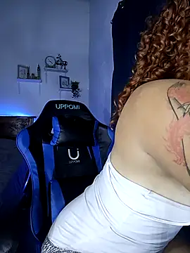 Snapshot of __elissa chatting on 02/13/25, 07:56   elissa online show from 02/13/25, 07:56