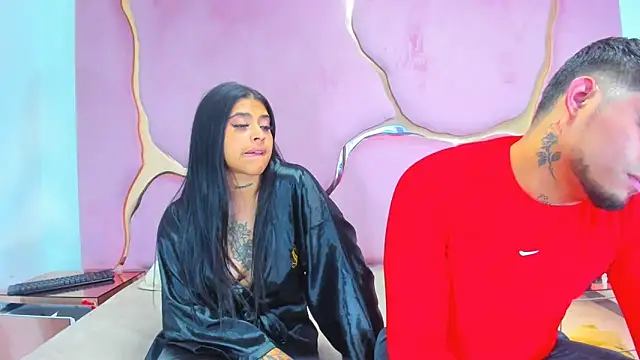 Snapshot of MelissaAndZeuss chatting on 01/14/25, 08:31 MelissaAndZeuss online show from 01/14/25, 08:31