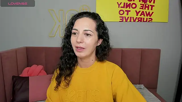 Linda Insatiable online show from 03/06/25, 01:37