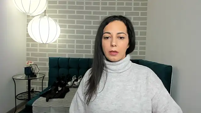 Linda Insatiable online show from 11/23/25, 01:38