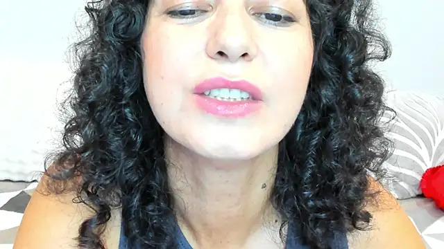 Snapshot of Linda_Insatiable chatting on 07/29/26, 01:26 Linda Insatiable online show from 07/29/26, 01:26