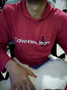 Snapshot of JhonyLove51 chatting on 11/03/25, 02:13 JhonyLove51 online show from 11/03/25, 02:13