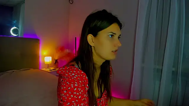 Laura Leee online show from 09/11/25, 05:29