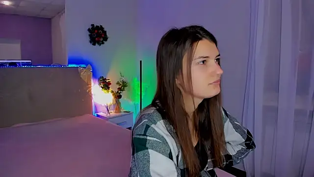 Laura Leee online show from 01/17/26, 05:56