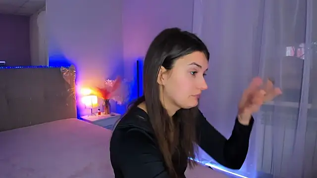 Laura Leee online show from 02/22/26, 06:13