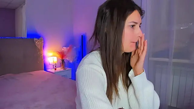 Laura Leee online show from 02/28/26, 06:03