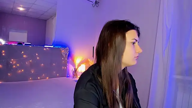 Laura Leee online show from 07/13/26, 04:48