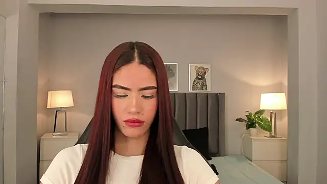 Madie  collins online show from 03/22/25, 11:11