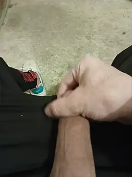 casper0303 online show from 04/16/26, 06:52