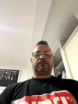 party2025 online show from 10/09/25, 01:14