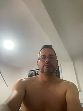 party2025 online show from 11/12/25, 04:51