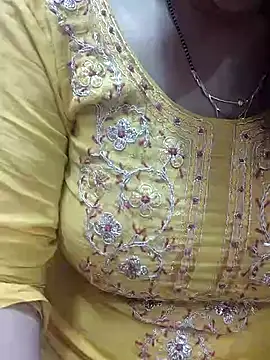Urmila bhabhii online show from 01/24/25, 02:08