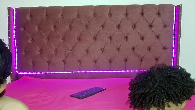 Snapshot of jony_honey chatting on 03/19/25, 01:07 jony honey online show from 03/19/25, 01:07