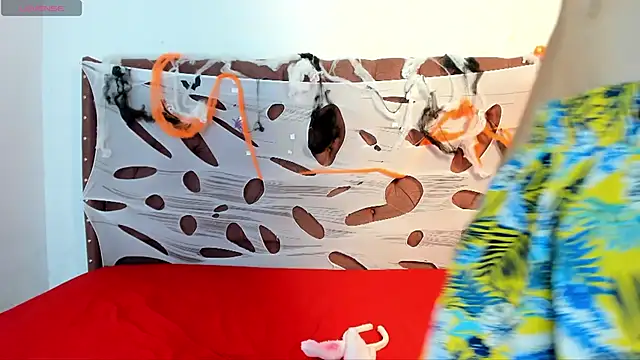 Snapshot of jony_honey chatting on 10/17/25, 01:14 jony honey online show from 10/17/25, 01:14