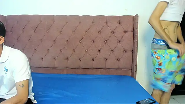 Snapshot of jony_honey chatting on 11/28/25, 01:03 jony honey online show from 11/28/25, 01:03