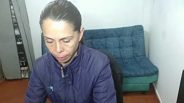 Snapshot of Marilyn_xxxx chatting on 03/05/25, 02:03 Marilyn xxxx online show from 03/05/25, 02:03