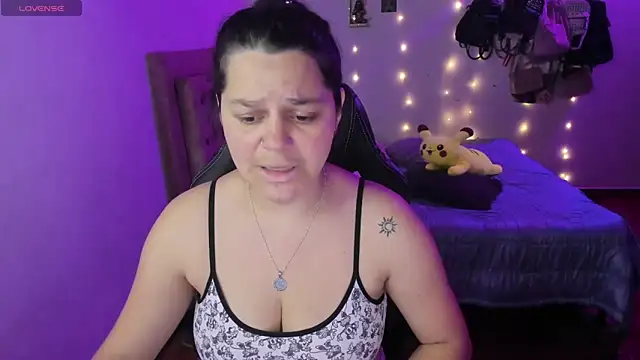 Sabrina Hall  online show from 12/29/24, 03:22