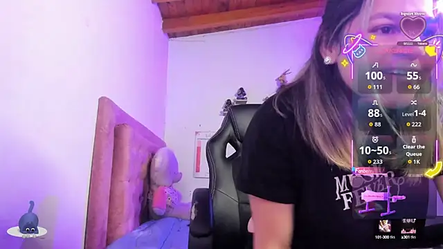 Sabrina Hall  online show from 10/13/25, 12:54