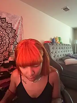 Snapshot of butterflybootyy chatting on 10/14/25, 03:24 butterflybootyy online show from 10/14/25, 03:24