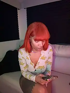 Snapshot of butterflybootyy chatting on 10/18/25, 05:21 butterflybootyy online show from 10/18/25, 05:21