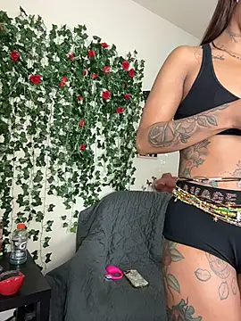 butterflybootyy online show from 11/02/25, 03:47