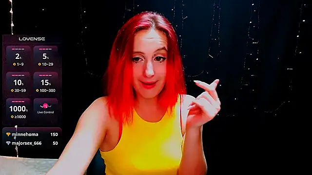 Snapshot of AgathaNoxe chatting on 02/04/25, 01:02 AgathaNoxe online show from 02/04/25, 01:02