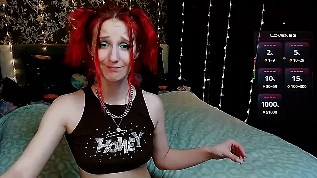 Snapshot of AgathaNoxe chatting on 03/08/25, 05:38 AgathaNoxe online show from 03/08/25, 05:38