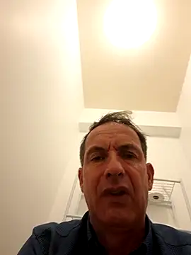 Snapshot of bagoulo chatting on 09/19/25, 08:27 bagoulo online show from 09/19/25, 08:27