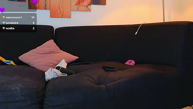 Snapshot of Lizzymontanaa chatting on 12/05/24, 03:26 Lizzymontanaa online show from 12/05/24, 03:26