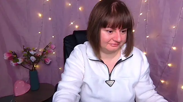 ZannaDreil online show from 03/08/26, 07:06