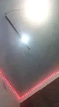 Snapshot of SINUECASTILLO chatting on 12/10/24, 01:11 SINUECASTILLO online show from 12/10/24, 01:11