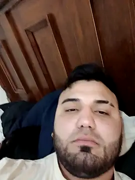 Snapshot of SINUECASTILLO chatting on 12/14/24, 09:29 SINUECASTILLO online show from 12/14/24, 09:29