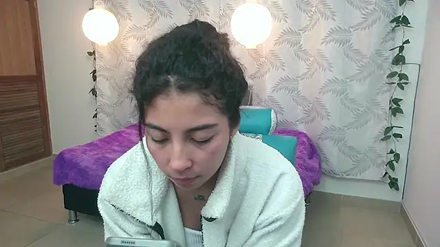 Mya paris online show from 01/26/25, 05:45