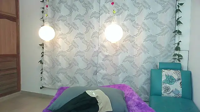 Mya paris online show from 02/06/25, 04:21