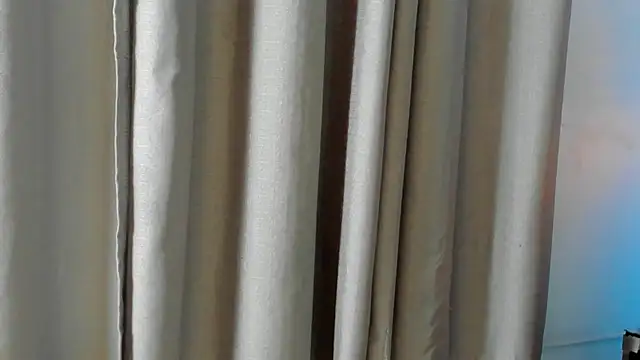 Snapshot of melody_suarez chatting on 01/04/25, 01:42 melody suarez online show from 01/04/25, 01:42