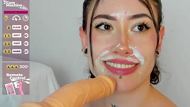 Snapshot of melody_suarez chatting on 02/03/25, 02:14 melody suarez online show from 02/03/25, 02:14