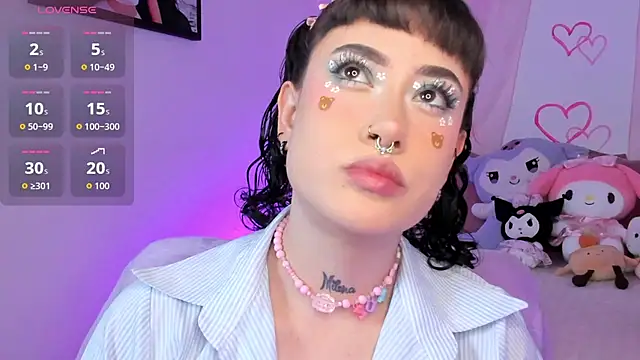 Snapshot of melody_suarez chatting on 10/28/25, 10:56 melody suarez online show from 10/28/25, 10:56