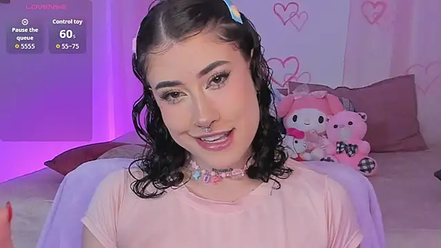 Snapshot of melody_suarez chatting on 11/13/25, 10:30 melody suarez online show from 11/13/25, 10:30