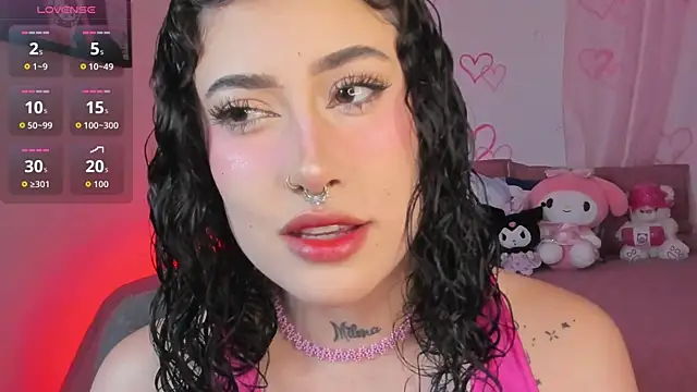 Snapshot of melody_suarez chatting on 12/20/25, 10:50 melody suarez online show from 12/20/25, 10:50