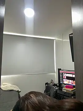 valeria2019hot online show from 09/08/25, 05:01