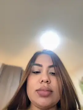 valeria2019hot online show from 04/13/26, 12:32