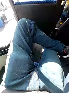 Snapshot of ketann1 chatting on 02/24/25, 04:15 ketann1 online show from 02/24/25, 04:15