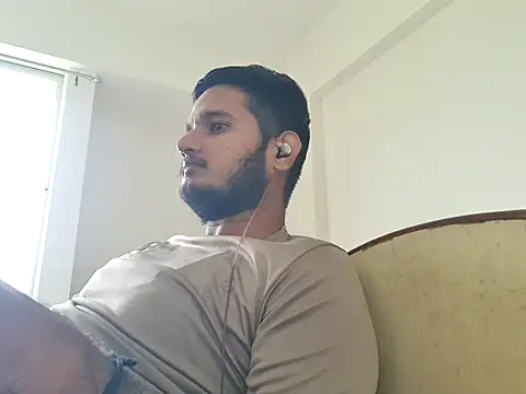 Snapshot of Jonrobinso chatting on 07/17/26, 04:19 Jonrobinso online show from 07/17/26, 04:19